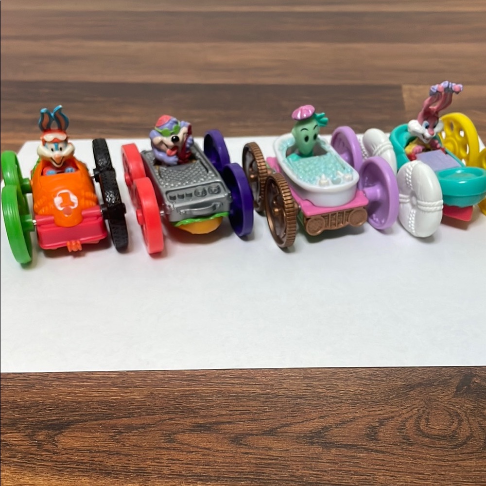 4 Transformable Tiny Toons Cars